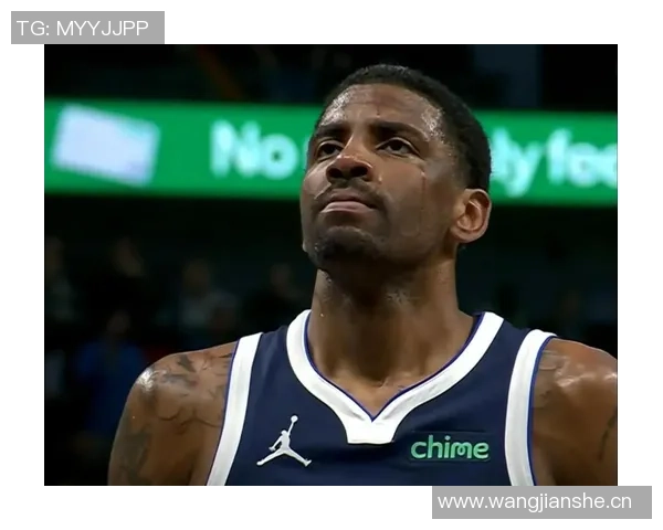 戴维斯左手受伤正在咨询多方专家以确定最佳治疗方案